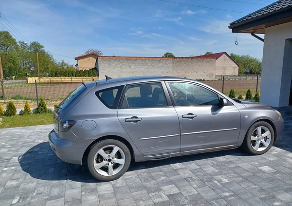 Mazda 3 cena 3400 przebieg: 366600, rok produkcji 2005 z Wieluń małe 56